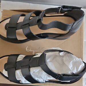 Black Women's Sandals